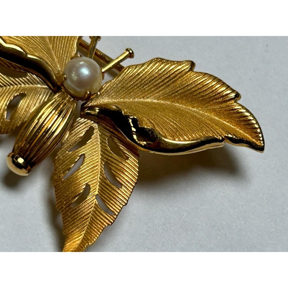 Vintage Signed C.R.CO. , Charles Reis 12 kt Gold Filled Butterfly With Pearl - Picture 3 of 7